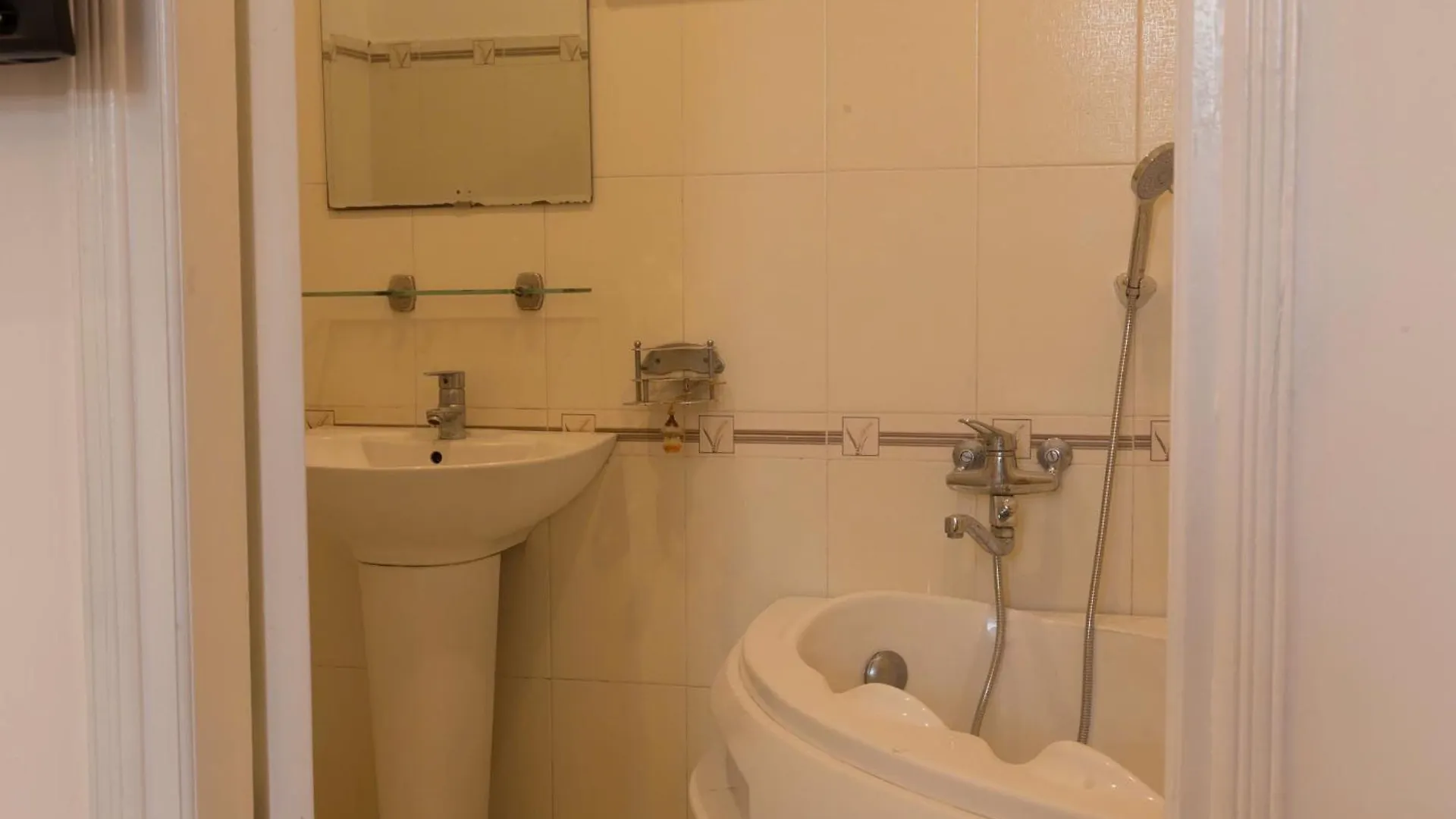 Apartment Cho Thue Nha Nguyen Can Da Nang Vietnam